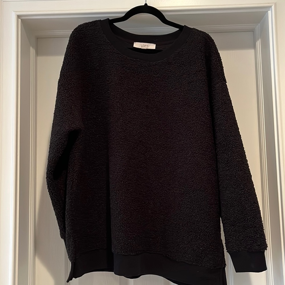 Fuzzy black sweatshirt